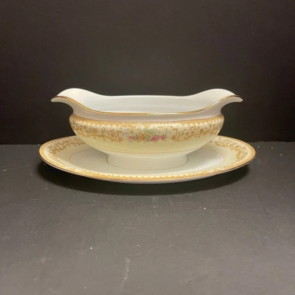 Noritake China Elvira Gravy Boat with Attached Underplate Floral Gold Accent